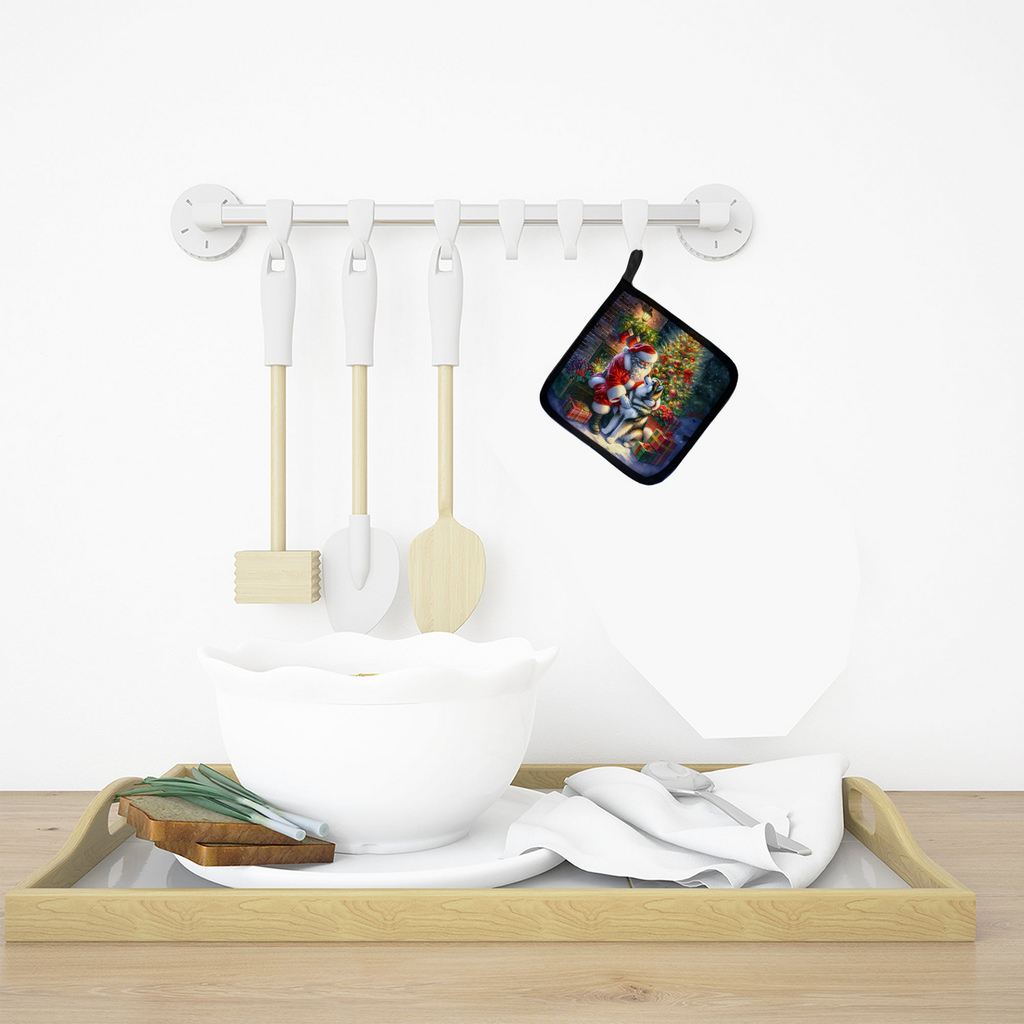 Glamorous Pups : Alaskan Malamute and Santa Claus Pair of Pot Holders