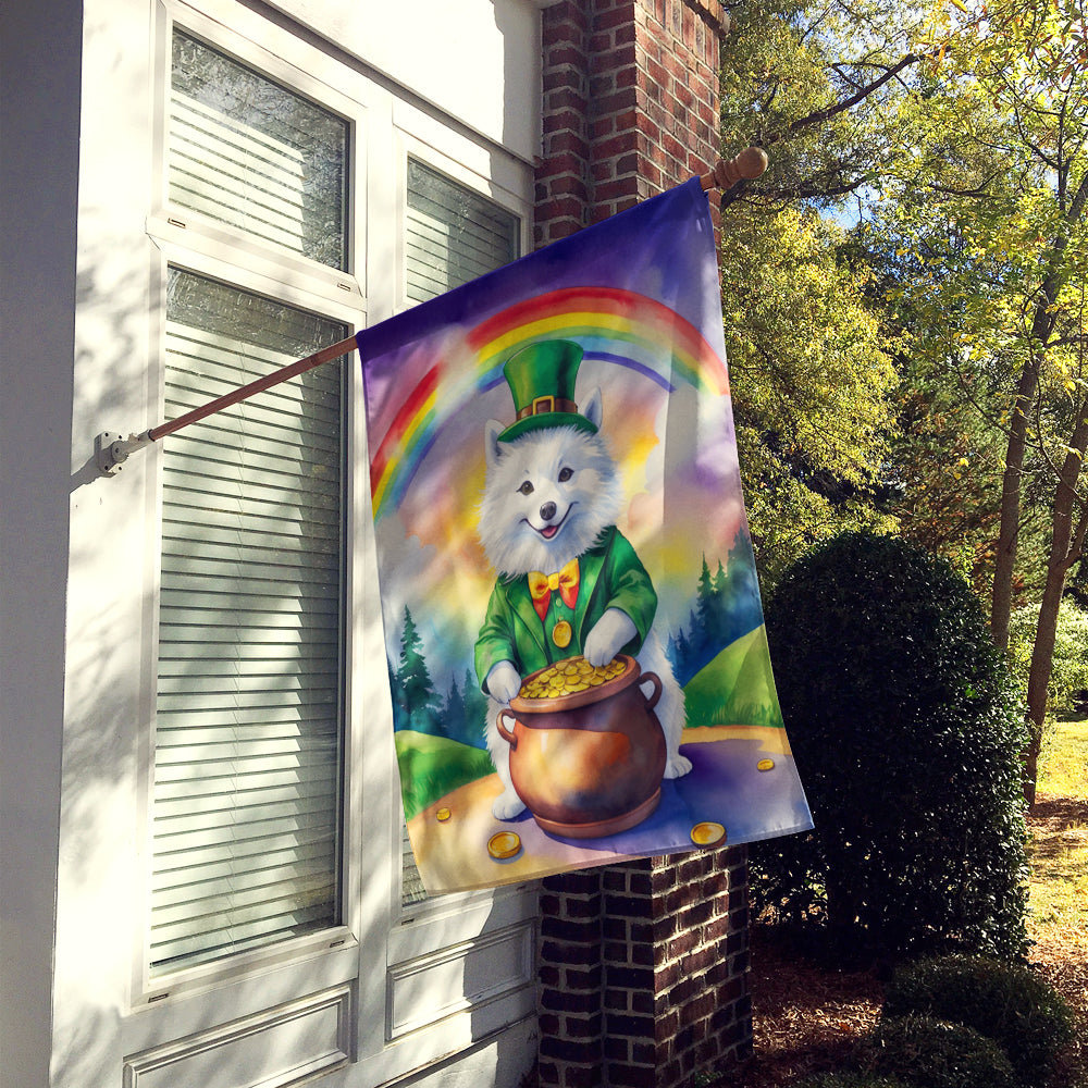 Glamorous Pups : American Eskimo St Patrick's Day House Flag