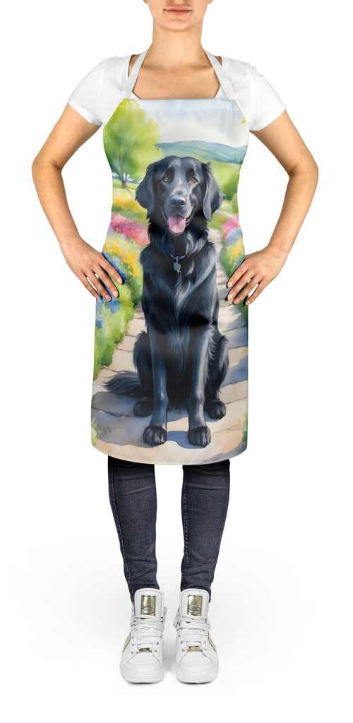 Glamorous Pups : Flat-Coated Retriever Spring Path Apron