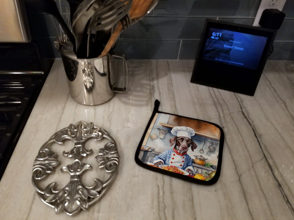 Glamorous Pups : German Shorthaired Pointer The Chef Pair of Pot Holders