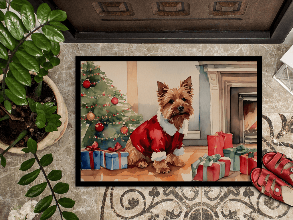 Glamorous Pups : Norwich Terrier Cozy Christmas Doormat