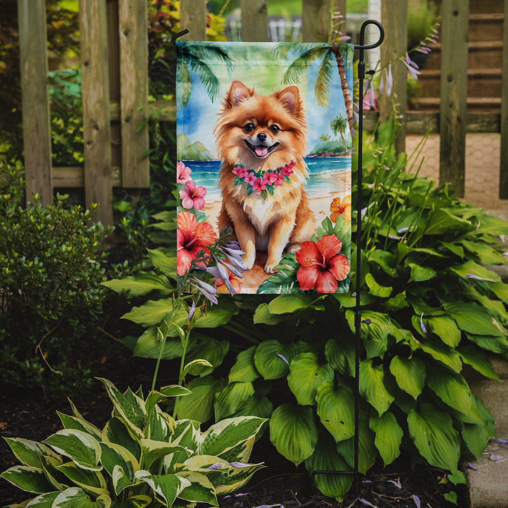 Glamorous Pups : Pomeranian Luau Garden Flag