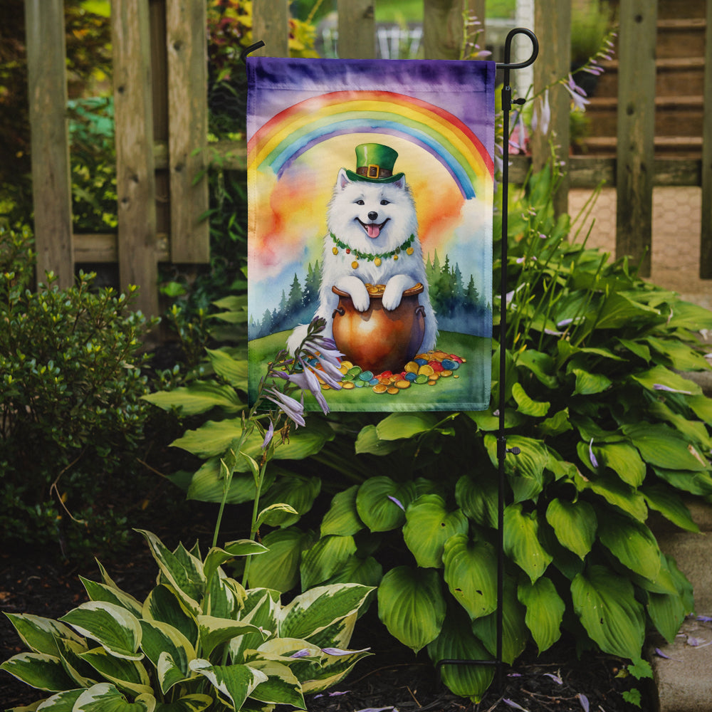 Glamorous Pups : Samoyed St Patrick's Day Garden Flag